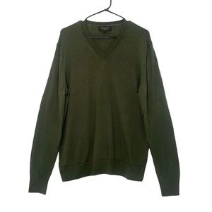 BANANA REPUBLIC 100% Merino Wool Green V Neck Sweater